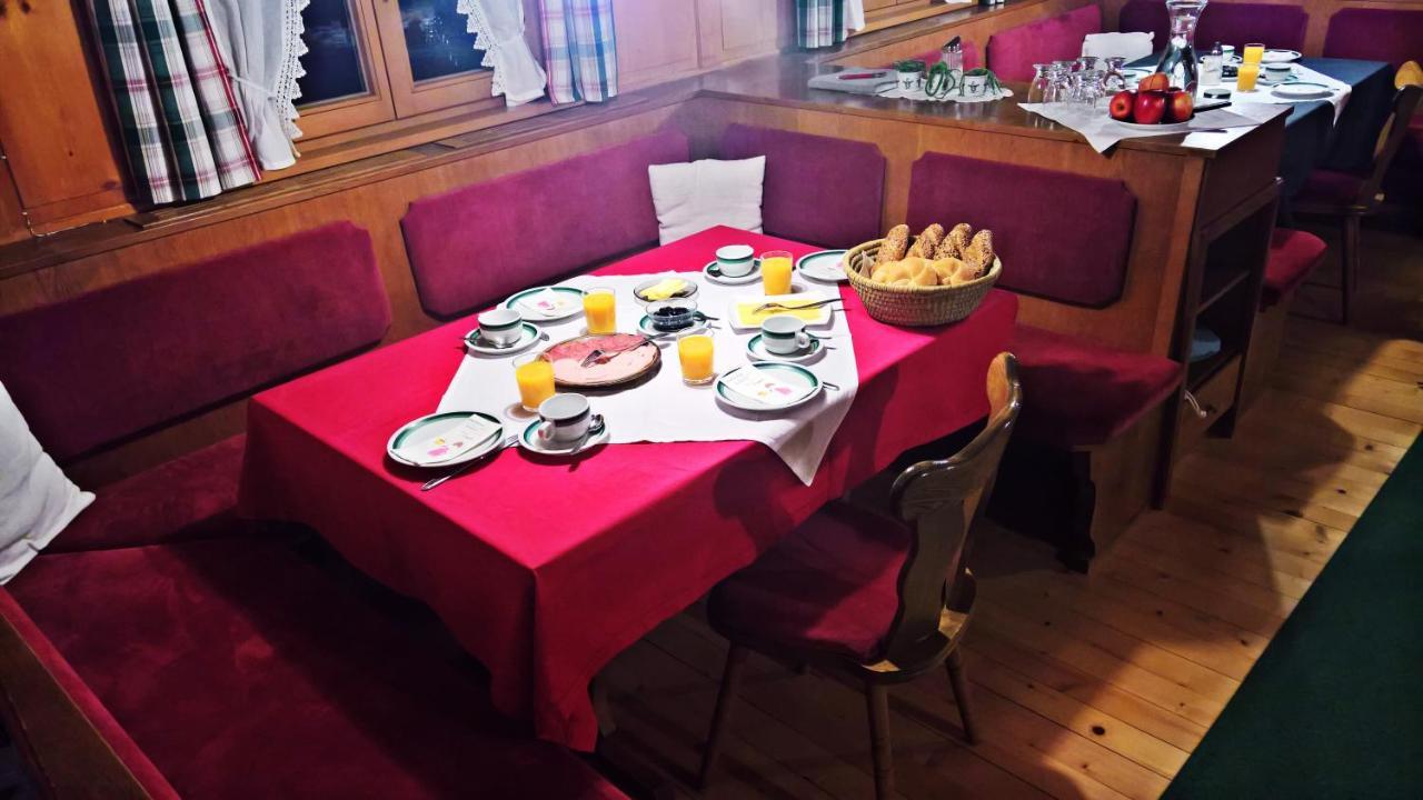 לינה וארוחת בוקר Schröcken Haus Berghof מראה חיצוני תמונה